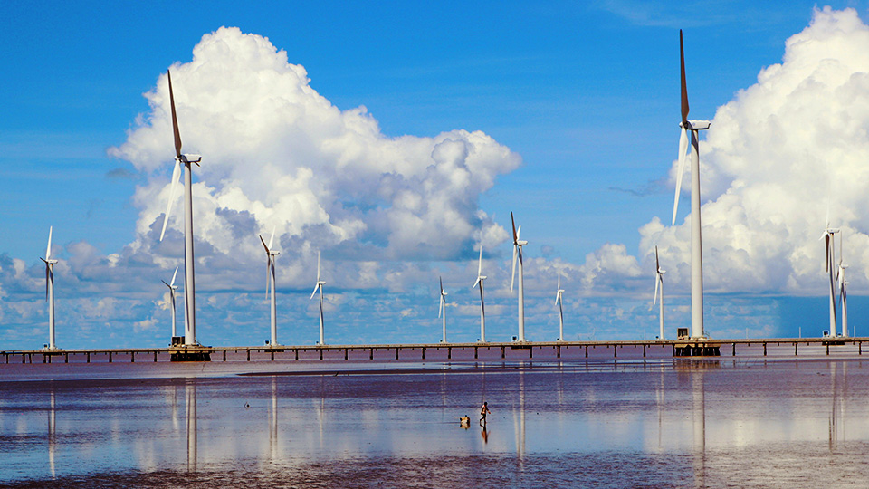 Développement de l énergie solaire et éolienne le Vietnam arrive en tête de l ASEAN